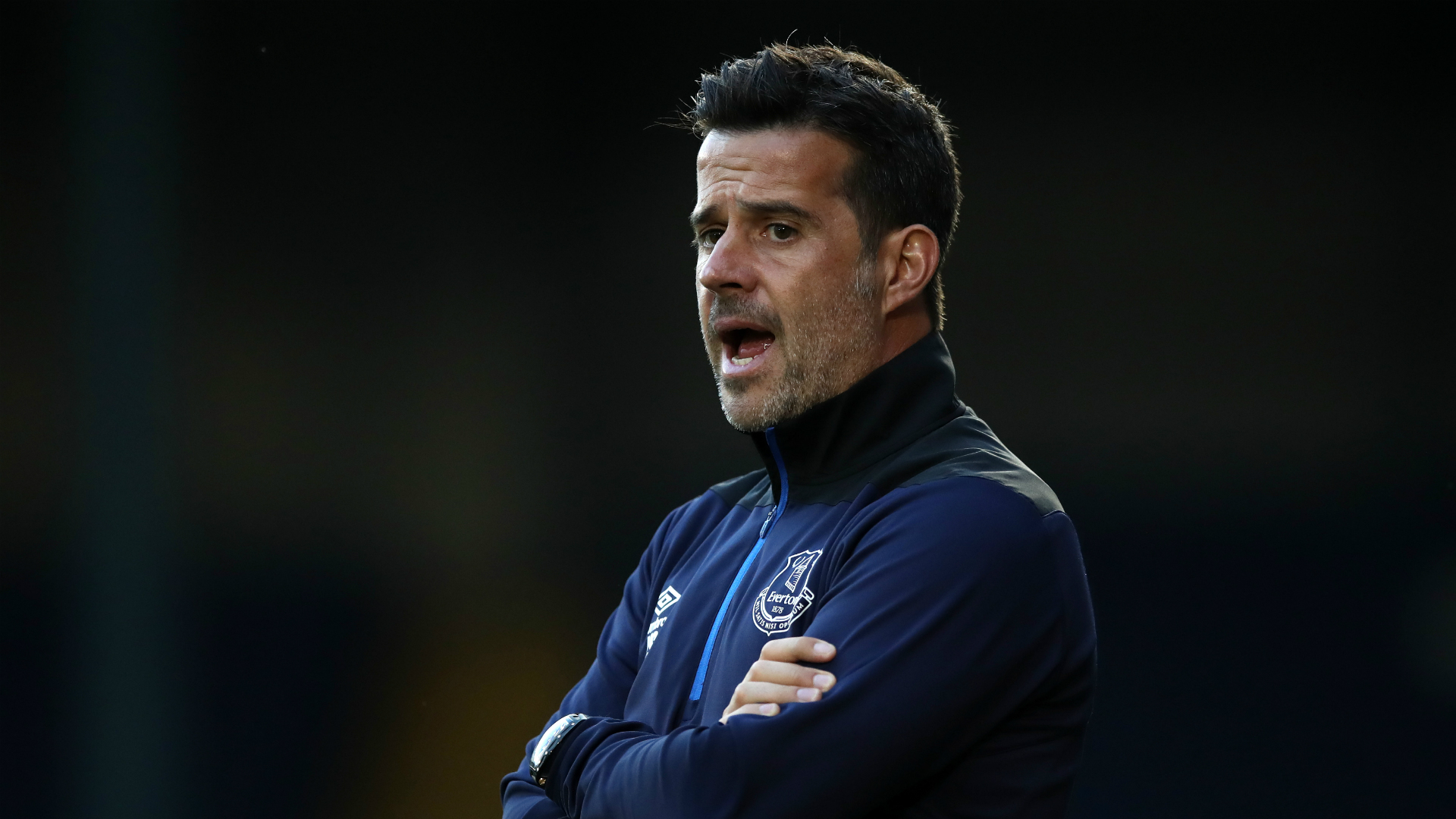 通过中场的 通过中场的